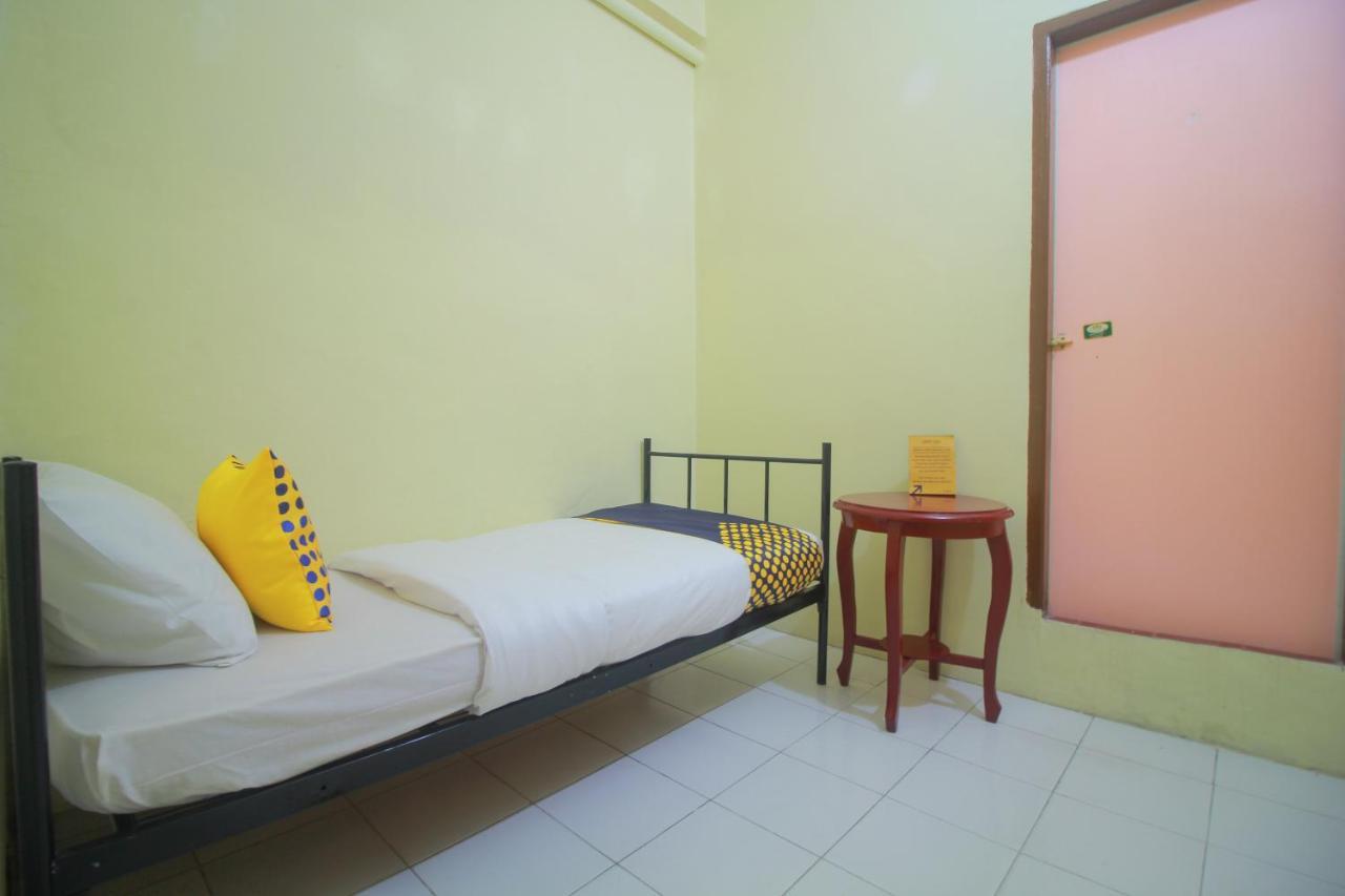 Spot On 2305 Andys Nur Penginapan Dumai Exteriér fotografie